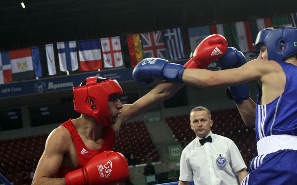 Душко Благовестов (56 кг) шампион на България при младежите