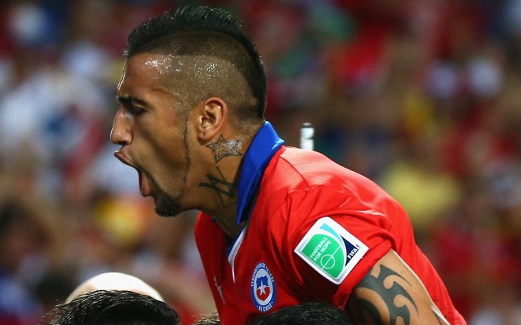 Юнайтед чупи рекорда си, прати офертата за Видал