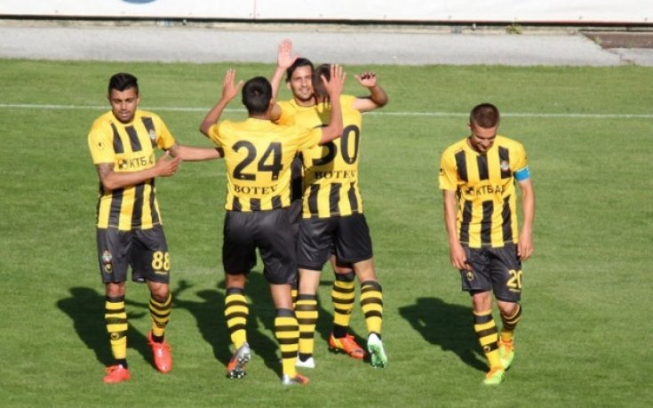 Ботев съсипа словенци в последния си мач в Австрия