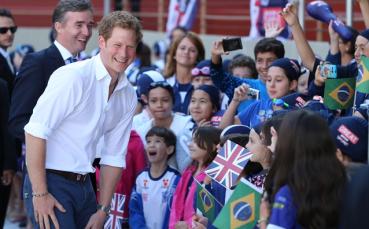 Принц Хари посети клиника преди Англия – Коста Рика