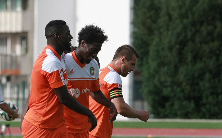 Литекс победи Славия с 2:0 в Правец