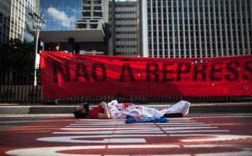 Нови арести на протестиращи в Рио