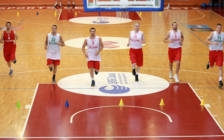 Националите заминават за Австрия, Везенков се присъедини към тима