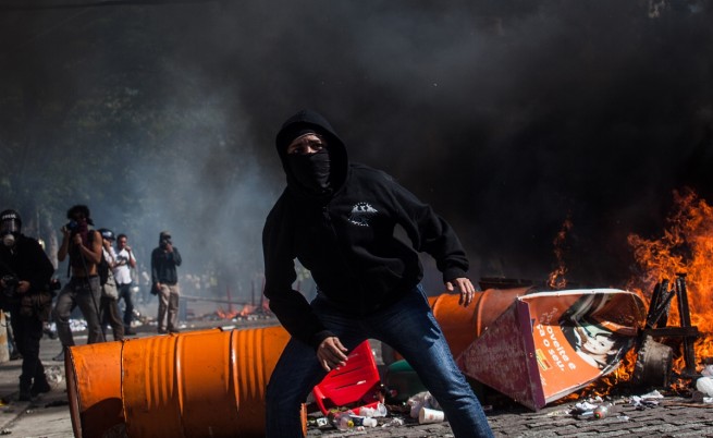 В Бразилия избухнаха размирици заради тежката загуба на Световното