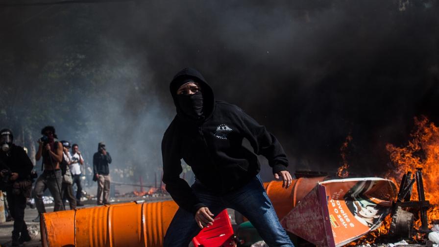 В Бразилия избухнаха размирици заради тежката загуба на Световното