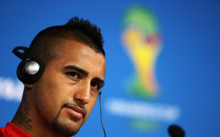 Ювентус поиска двама от Юнайтед за Видал