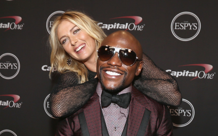 Хуморът на Шарапова извади боксьор от неловка ситуация