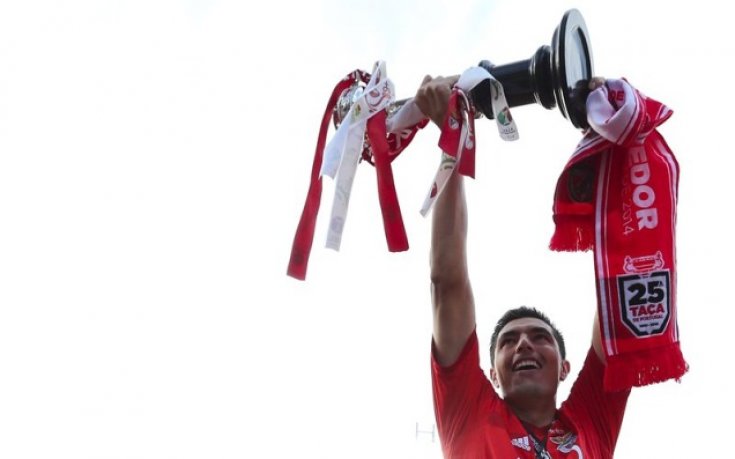 Бенфика продължава разпродажбата с Кардосо