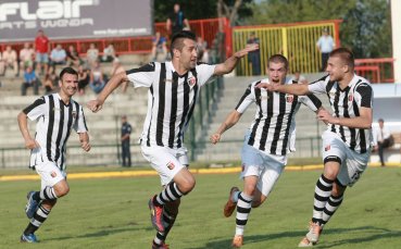 Камбуров вдигна Локо Пд за първа победа