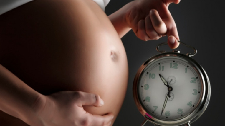 бременна жена часовник бременност