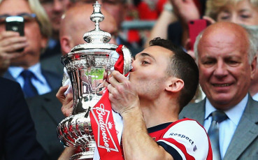 Юнайтед прати оферта за Вермален преди Барса