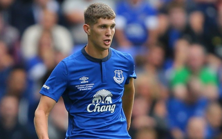 Джон Стоунс подаде молба за трансфер