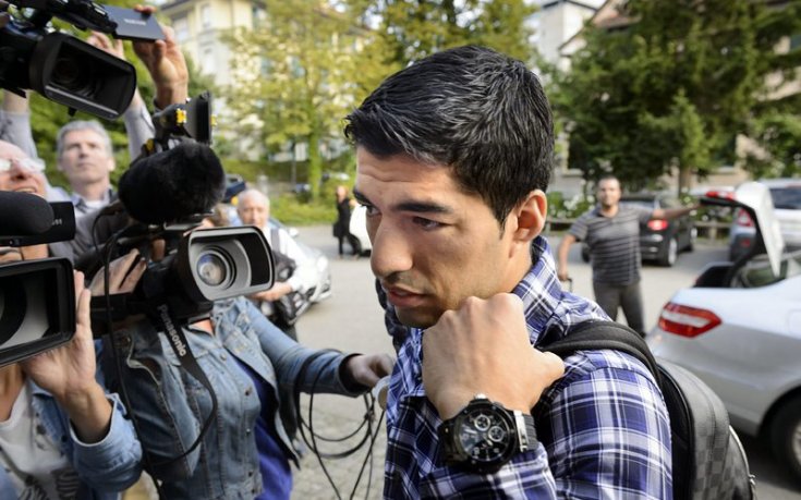 Наказанието на Суарес остава, но може да тренира с Барса