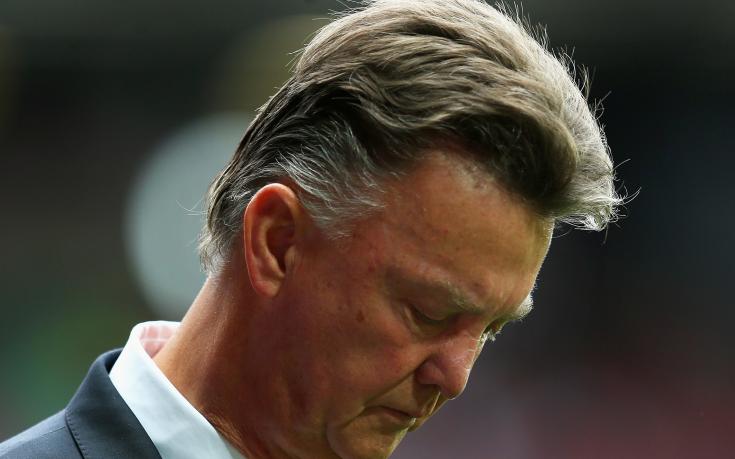 Суонси не успя да разчупи каменната физиономия на Ван Гаал