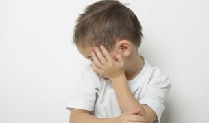 Учени откриха защо някои хора страдат от аутизъм