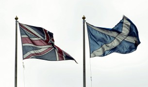 Единбург отхвърли идеята на Лондон за по-широка автономия