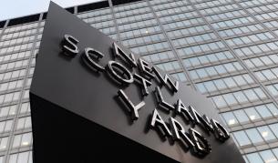 Части за борба с тероризма арестуваха 9 души в Лондон