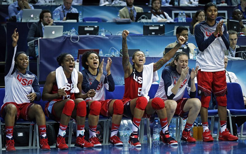 баскетбол САЩ жени1