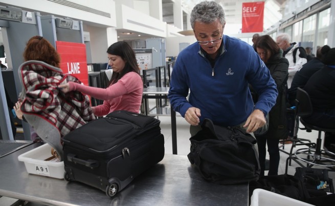 Стачка на нюйоркско летище заради ебола