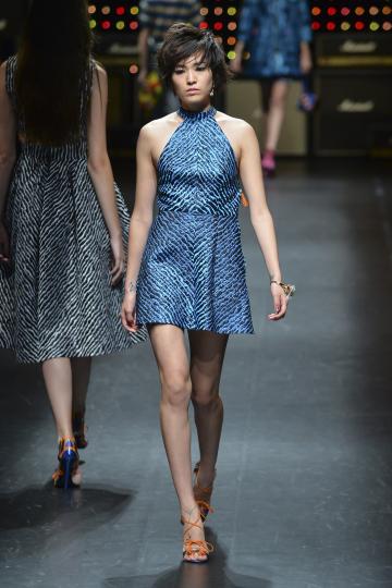 Цветя по роклите - снимка 5