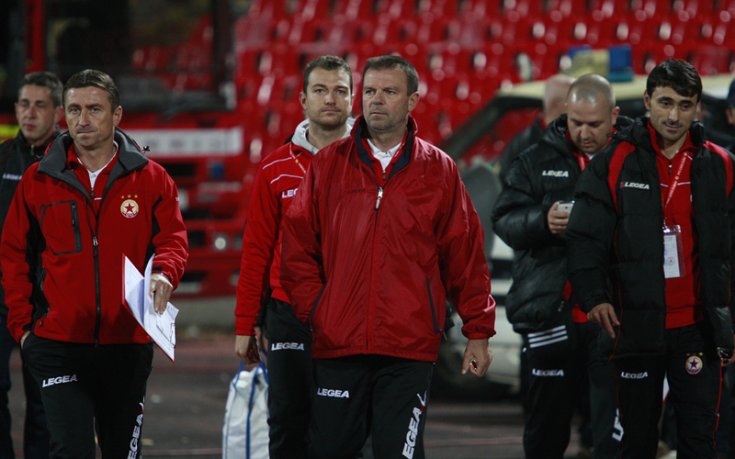 Стойчо Младенов за Лудогорец: С много пари лесно се работи