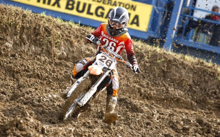 България спечели отборната титла на Източно-европейския шампионат по мотокрос