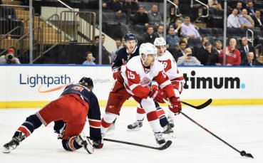 Ню Йорк Рейнджърс пак тресна Детройт в НХЛ