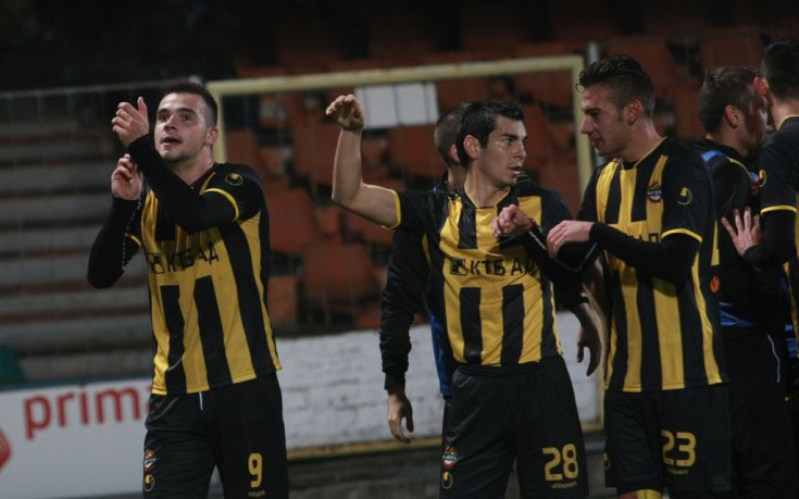 Ботев нанесе тежък удар по Литекс, влезе в шестицата