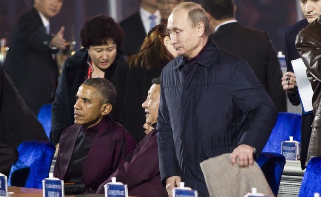 Путин и Обама имаха неформална беседа на срещата на върха на АТИС