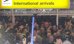 Воислав Шешел се завърна в Сърбия