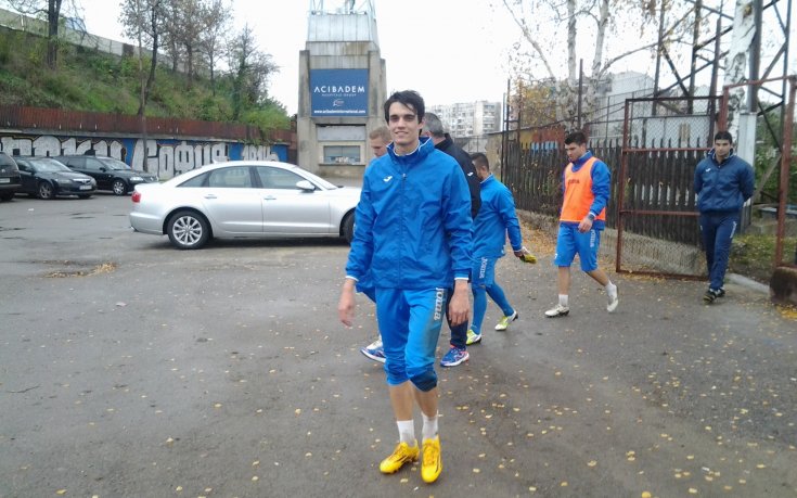 Играч на Станимир Стоилов почна с Левски