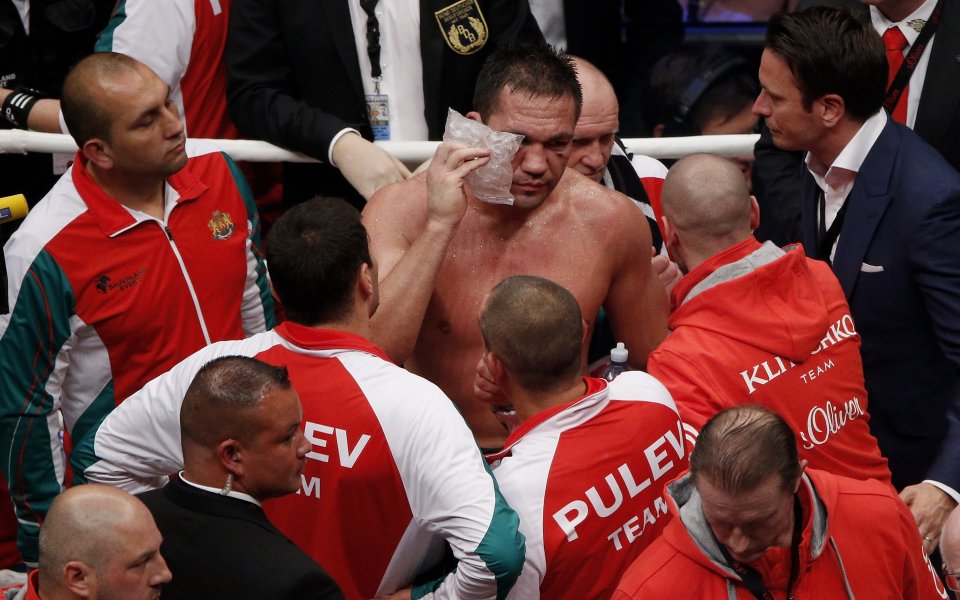 Кубрат Пулев се боксира отново на 5 декември?