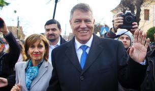 Клаус Йоханис със съпругата си