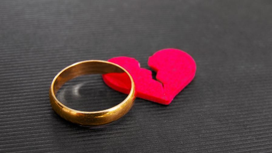 Куриоз: Мъж се разведе в деня на сватбата си
