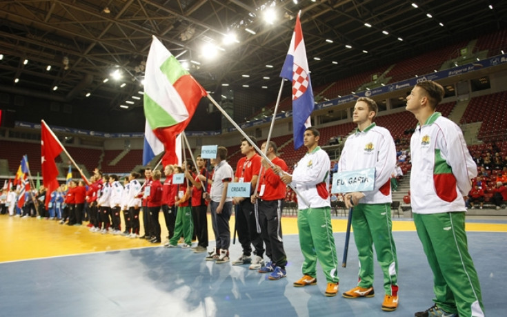 Стартира Европейското по футзал за глухи