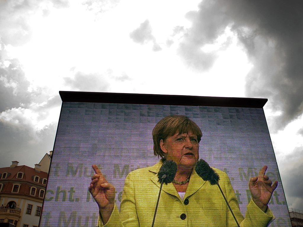 Германският канцлер Ангела Меркел по време на предизборната кампания на Християндемократическата партия в Дрезден, Германия, на 29 август