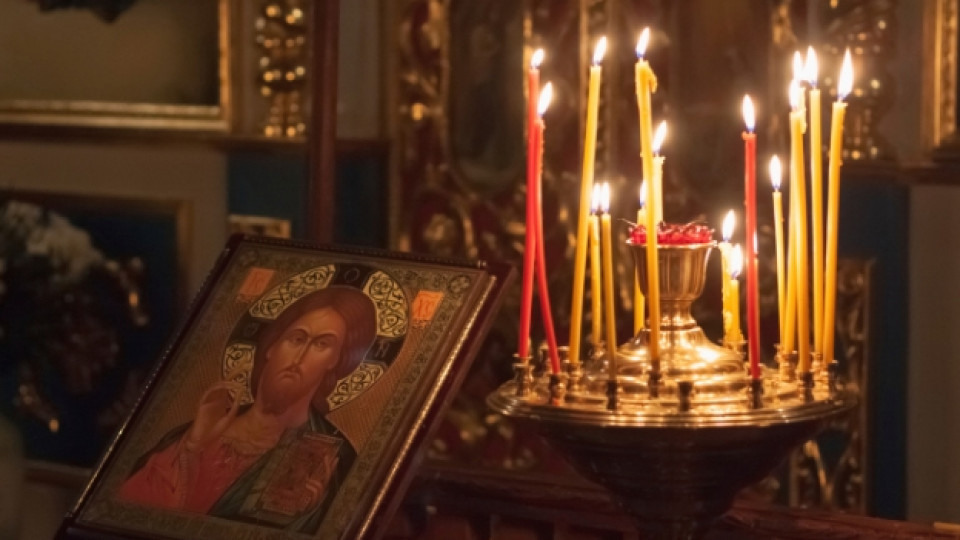 Православната църква почита Света Анна днес