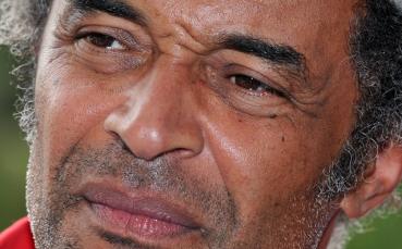 Яник Ноа се извини за критиките към Франция