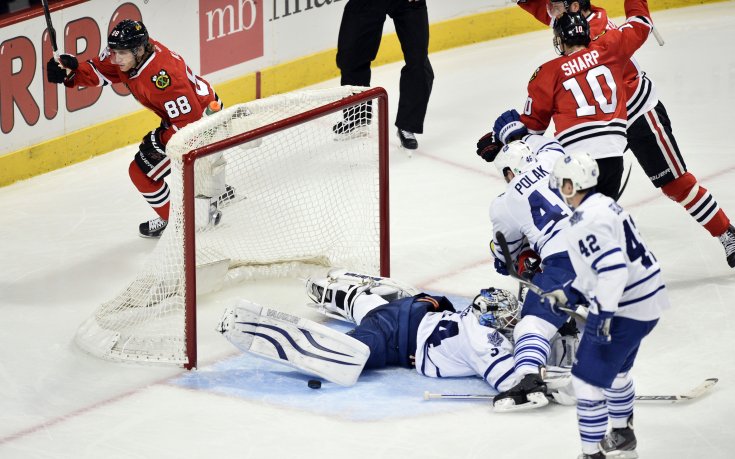 Чикаго разгроми Торонто в НХЛ