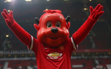 ВИДЕО: Звездите на Юнайтед сбъдват мечти на малки и големи