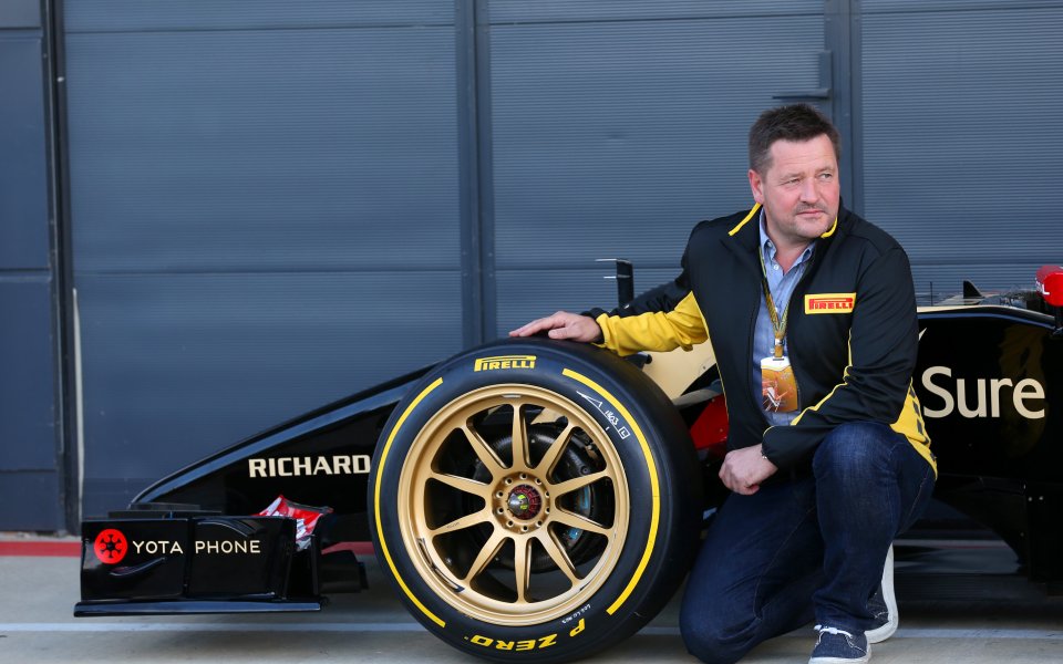 От Пирели обещаха много скорост в гумите за 2015-а