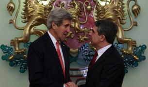 Джон Кери е вече у нас, пристигнал е късно снощи