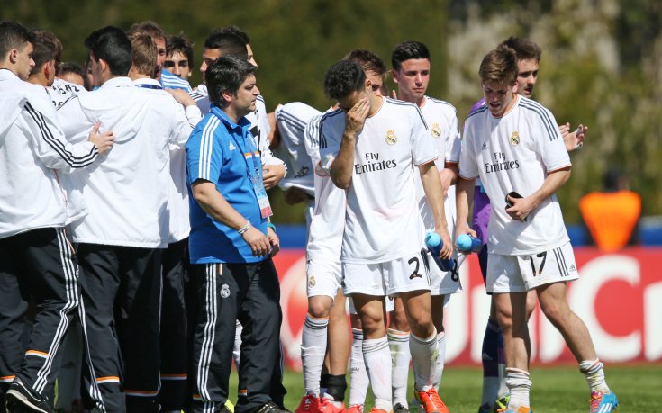 ФИФА проучва трансферите на 70 деца в Реал Мадрид