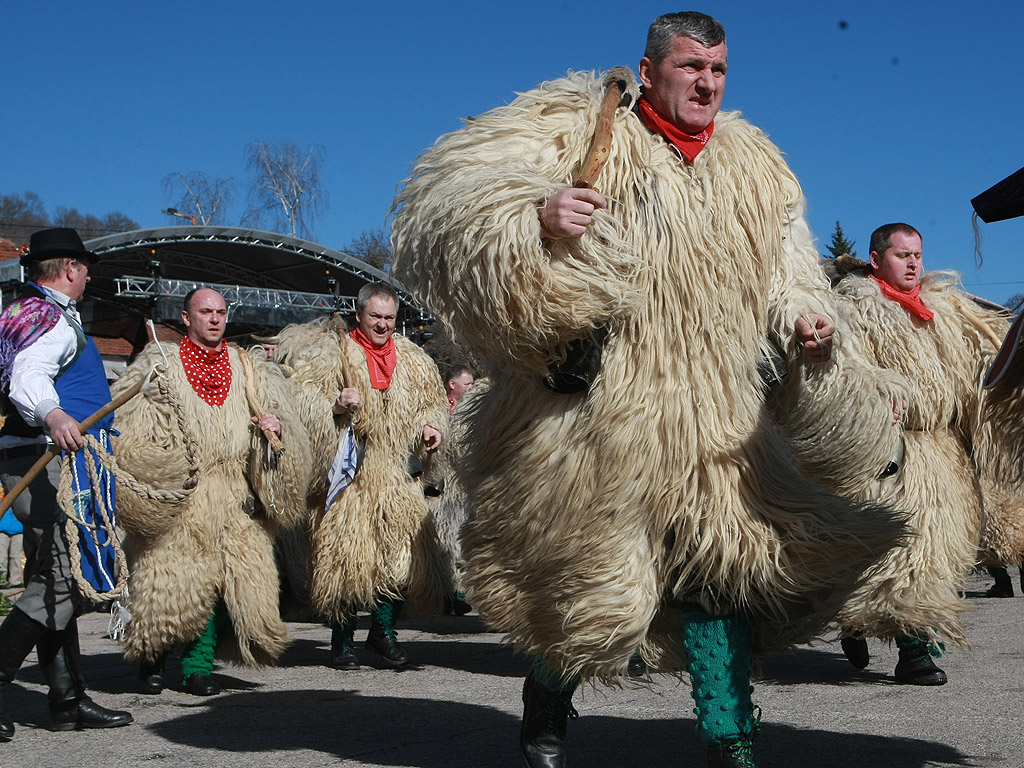 Фестивал Сурва 2015 Перник