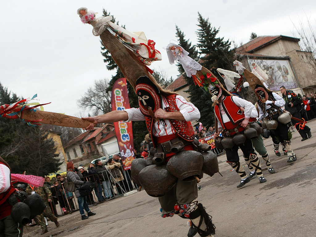 Фестивал Сурва 2015 Перник