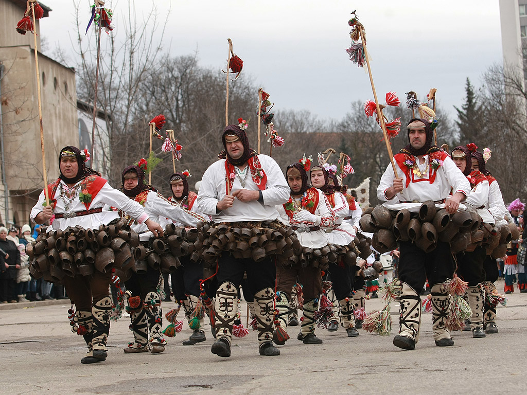 Фестивал Сурва 2015 Перник