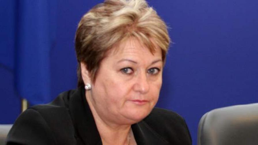 Скандалната Сапунджиева напусна поста съдебен секретар