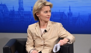 Урсула фон дер Лайен