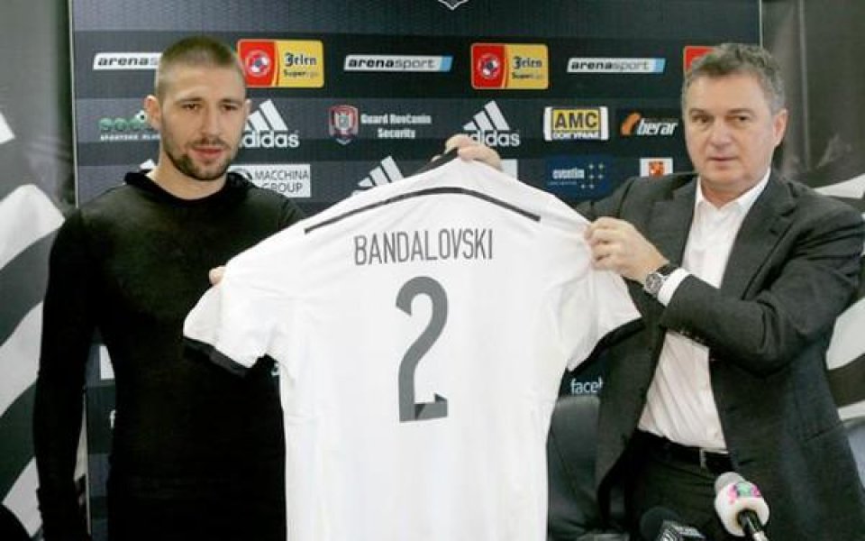 Зрелищно 3:3 в дебюта на Бандаловски за Партизан