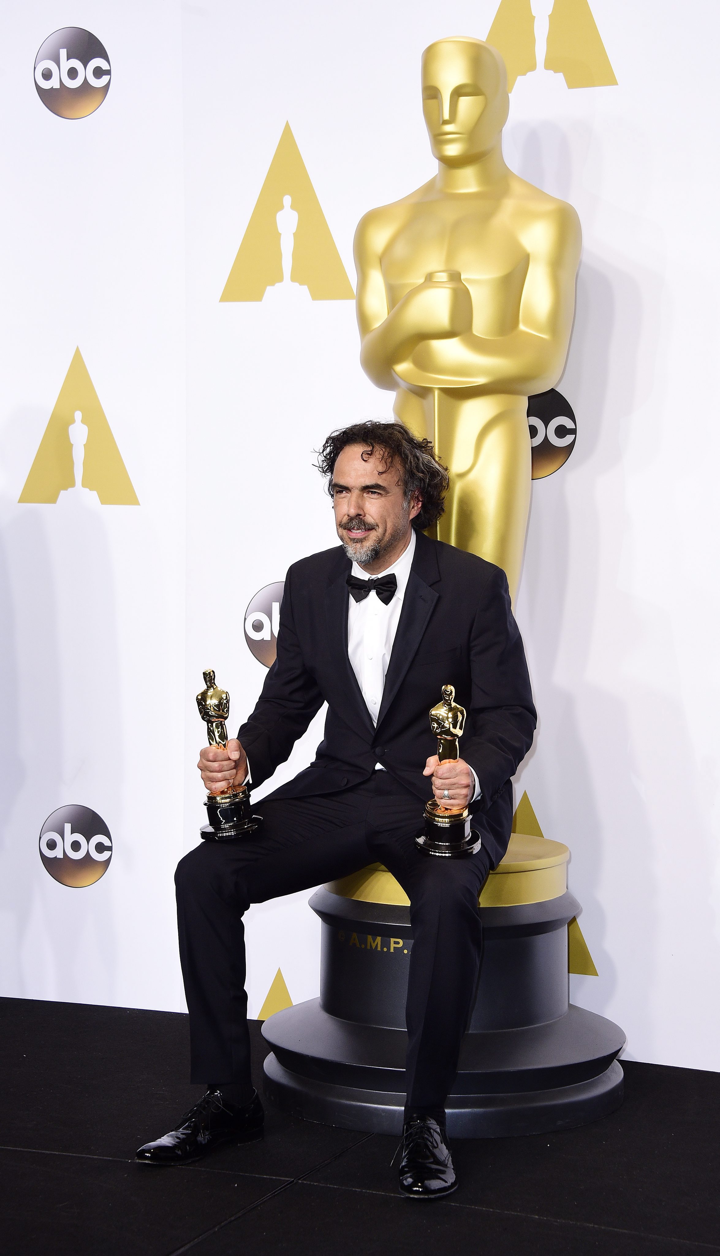 С "Оскар" за най-добър режисьор бе удостоен Алехандро Гонсалес Иняриту за "Бърдмен"